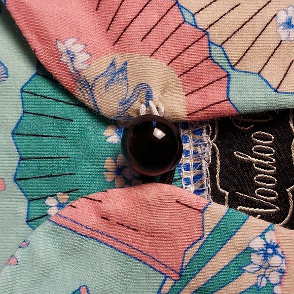 Voodoo Vixen Retro Multicolored Pin-Up Fan Print Puff Sleeve Keyhole Top Size 10 - Picture 9 of 12